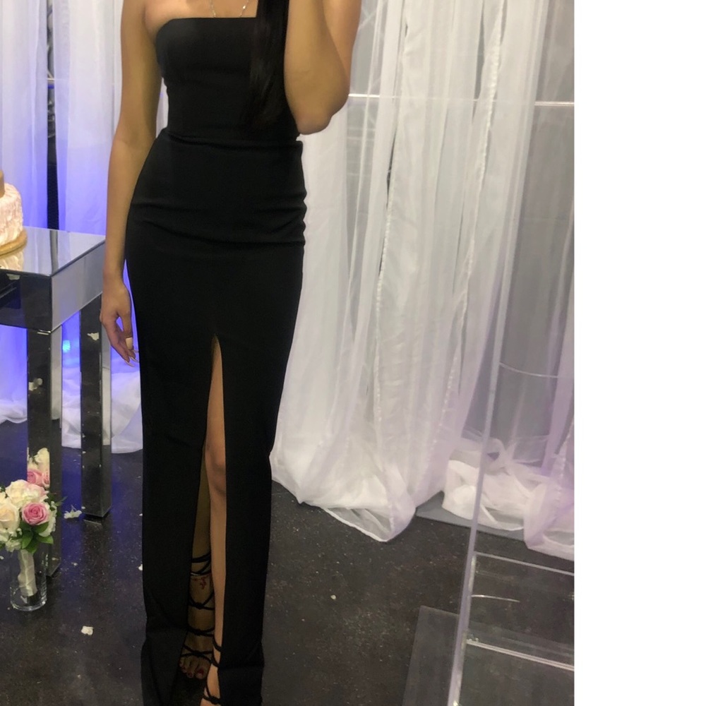 Black strapless Gown